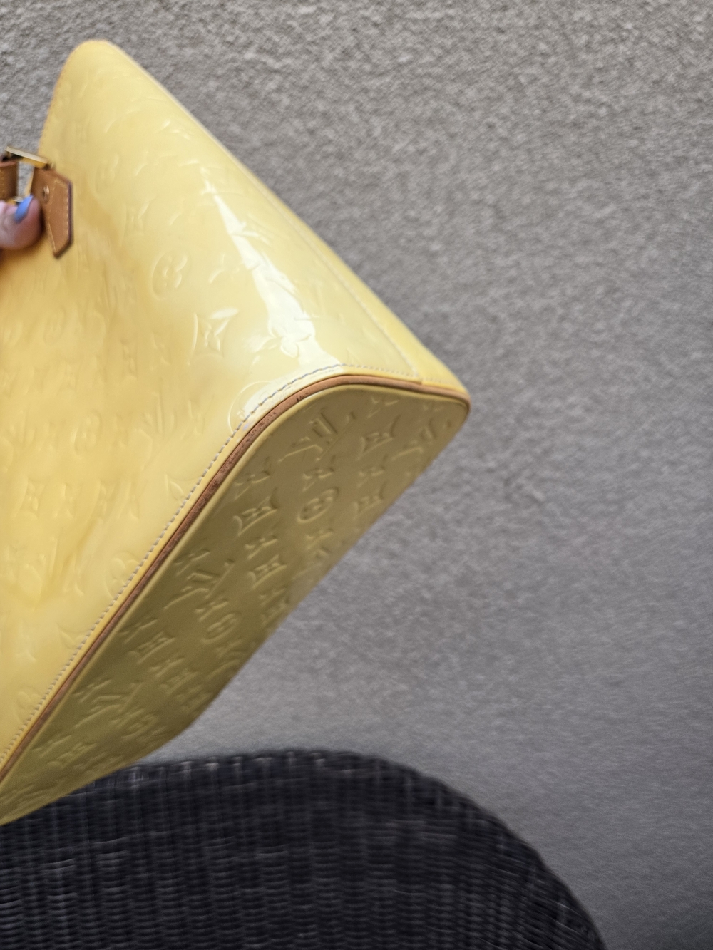 Authentic Louis Vuitton Yellow Houston Vernis Empriente Leather Tote Bag - Picture 10 of 17